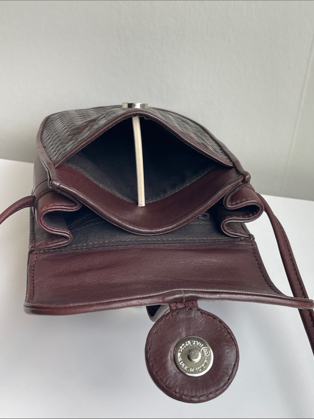 Brighton One World Brown Woven Leather Crossbody Bag - Picture 16 of 16